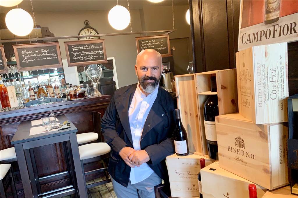 Italienisches Kult-Restaurant öffnet wieder – nach knapp 6 Monaten Eigentlich wollte Vincenzo Mazza sich verändern - doch jetzt ist er wieder in seinem alten Restaurant.