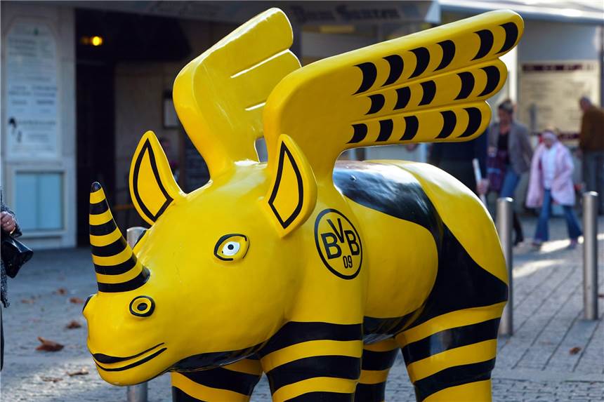 Das steckt hinter dem neuen Nashorn mit Flügeln auf dem Borsigplatz Ein ähnliches Nashorn mit BVB-Bezug wird bald den Borsigplatz schmücken.