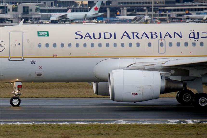 Diplomatische Krise: Saudis stoppen Flüge nach Kanada Ein Airbus der Fluggesellschaft Saudi Arabian in Frankfurt am Main. Foto: Christoph Schmidt