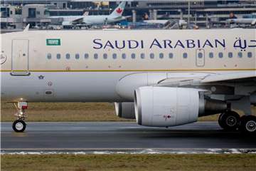 Ein Airbus der Fluggesellschaft Saudi Arabian in Frankfurt am Main. Foto: Christoph Schmidt