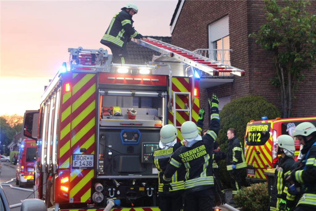 Ein anspruchsvolles Szenario stellte sich den Einsatzkräften an der Wohnanlage für ambulant betreutes Wohnen. 