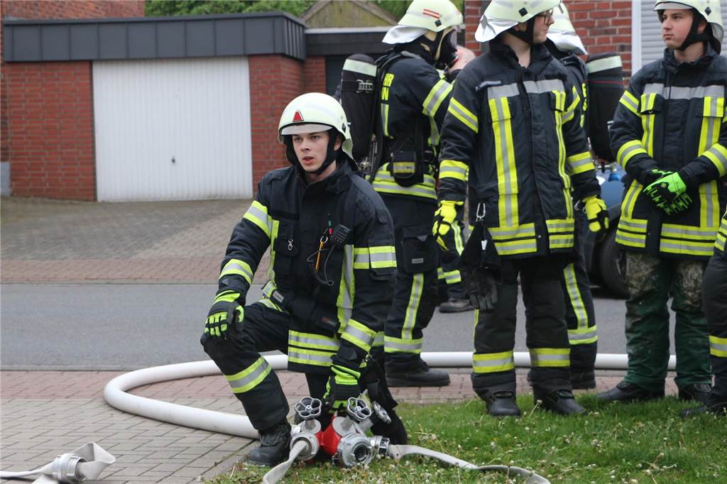 Ein anspruchsvolles Szenario stellte sich den Einsatzkräften an der Wohnanlage für ambulant betreutes Wohnen. 