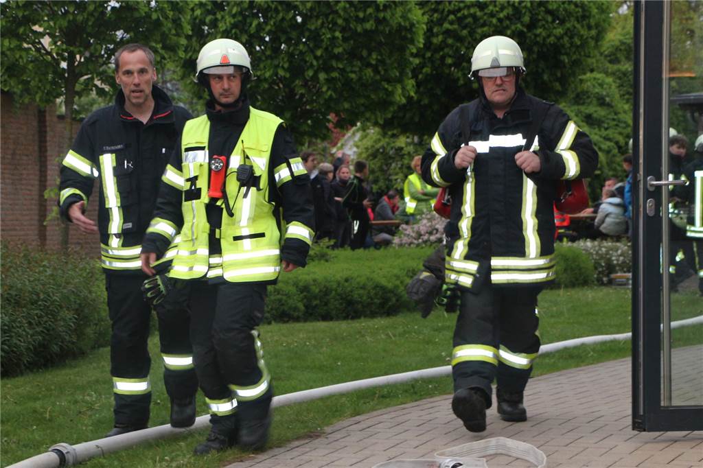 Ein anspruchsvolles Szenario stellte sich den Einsatzkräften an der Wohnanlage für ambulant betreutes Wohnen. 