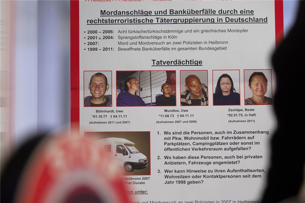 Terroristen hatten 50 mögliche Anschlagsziele in Dortmund im Visier Ein Aushang, mit dem die Polizei Baden-Württemberg 2013 nach weiteren Zeugenhinweisen rund um die Taten des NSU suchte