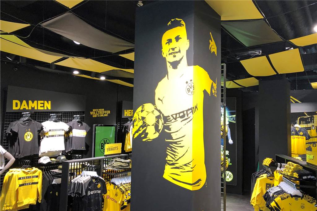 Das ist der neue BVB-Fanshop am Dortmunder Hauptbahnhof (mit Video) Ein Bild aus dem Inneren des Fanshops