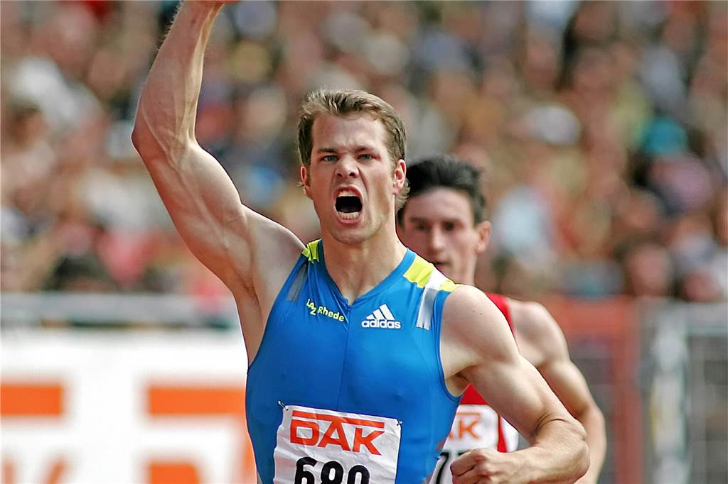 Daniel Schnelting: Erfolgreich als DLV-Sprinter und Diabetes-Vorbild Ein Bild aus den aktiven Zeiten als Leistungssportler: Im Jahr 2010 bejubelt Daniel Schnelting, der in Oeding aufgewachsen ist, bei den Deutschen Leichtathletik-Meisterschaften in Braunschweig seinen dritten Titel als Deutscher Meister über die 200 Meter.