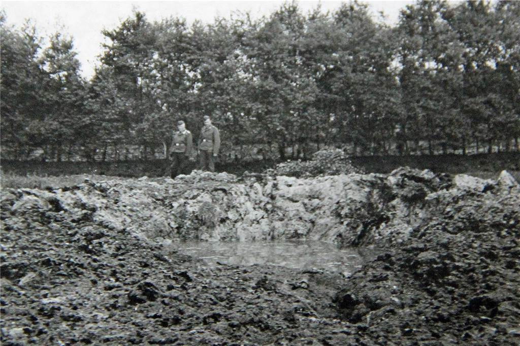 Ein Bombentrichter aus dem 2. Weltkrieg in Werne.