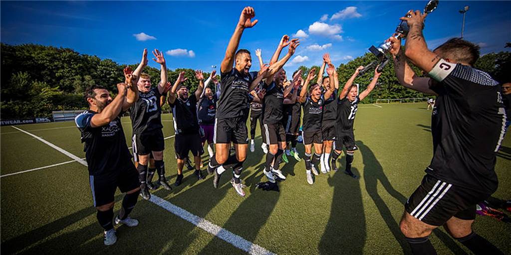 Dortmunder Kreisliga-Stürmer wird Vater – kurze Zeit später schießt er sein Team zum Sieg Ein Dortmunder Kreisliga-Stürmer hat sein Team zum Sieg geschossen.
