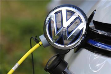 Ein Elektroauto von Volkswagen: Das Unternehmen will Elektrofahrzeuge auf Abruf anbieten. Foto: Karl-Josef Hildenbrand