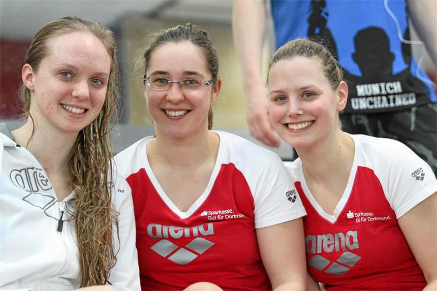 Trio der SG Dortmund steigt aus dem Becken Ein Erfolgs-Trio der SG Dortmund tritt ab: (v.l.) Julia Leidgebel, Kerstin Lange und Denise Gruhn.