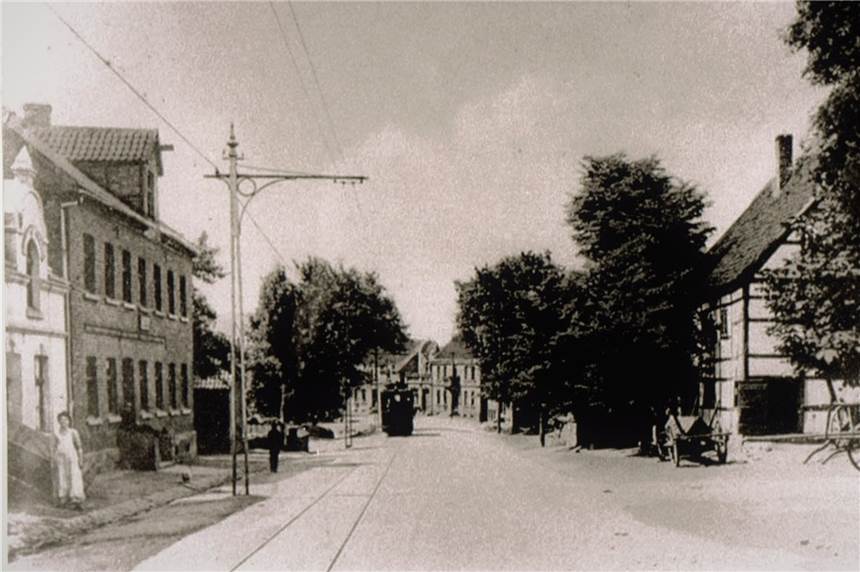 800-Jahr-Feier in Berghofen um ein Jahr verschoben Ein Foto aus dem Jahr 1910. Da sah Berghofen noch etwas anders aus.