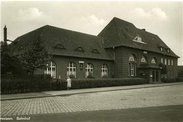 Ein Foto vom Preußenbahnhof aus dem Jahr 1931, elf Jahre nach der Eröffnung.