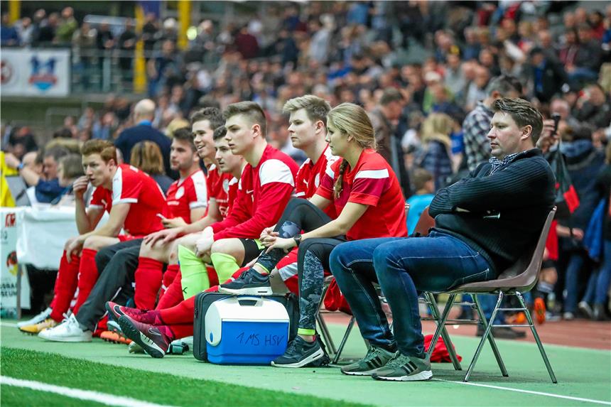 Gerwien: Man sollte authentisch und ehrlich bleiben Ein Foto von der Hallenfußball-Stadtmeisterschaft in diesem Jahr. Markus Gerwien, damals noch Trainer des Hombrucher SV, sitzt etwas abseits, wirkt in sich gekehrt. Zwei Tage später trat er zurück.