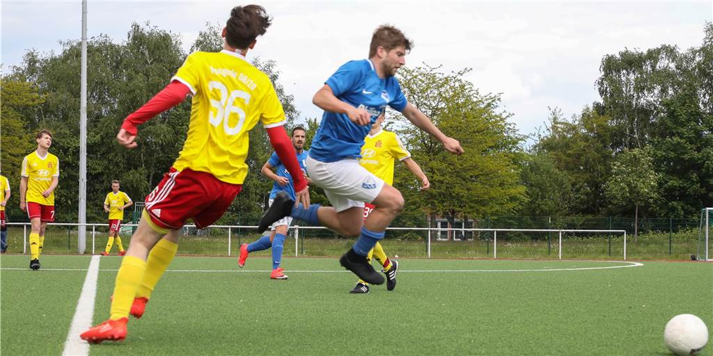 Neuer Sportlicher Leiter sichert seinem Dortmunder Klub direkt ein umworbenes Talent Ein Fußballverein aus Dortmund hat einen neuen Sportlichen Leiter und sichert sich für die kommende Saison die Dienste eines talentierten Eigengewächses.