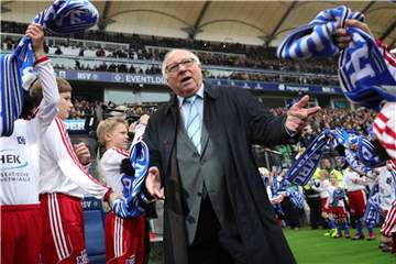 Ein großer Fan von Fiete Arp: Club-Idol Uwe Seeler. Foto: Christian Charisius