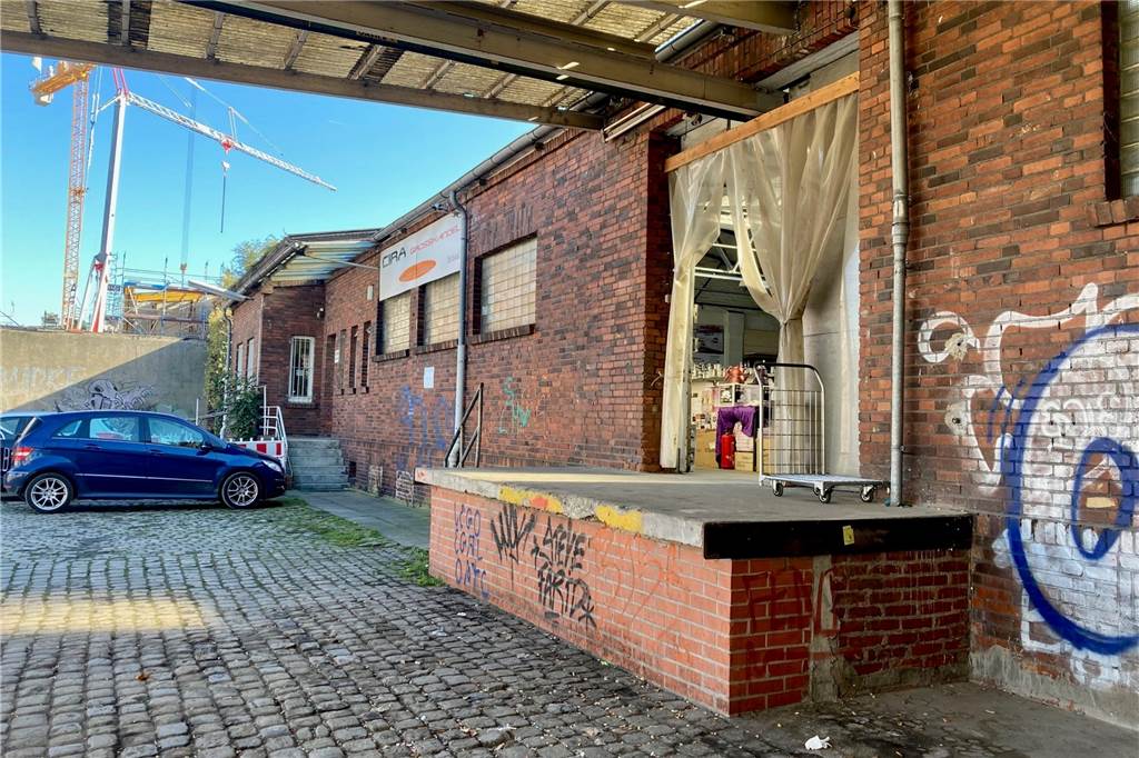Stadt sucht Investoren für Speicherstraße – für Gebäude, die noch genutzt werden Ein Großhandels-Betrieb nutzt aktuell die Flachbauten an der Speicherstraße 11.