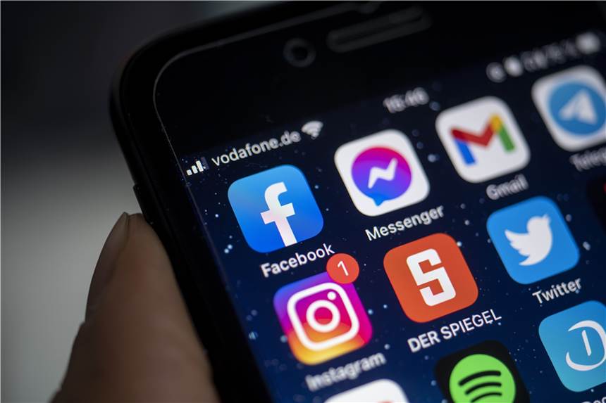Rocker-Mord: Verdächtiger verhöhnt Ermittler über Instagram - Kopf einbetoniert Ein Hauptverdächtiger hat sich ins Ausland abgesetzt und verhöhnt die Ermittler mit Videos von der Flucht auf Instagram.