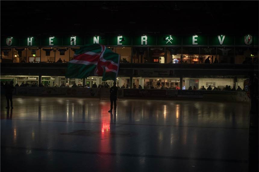 Coronavirus sorgt für den Abbruch der Eishockey-Saison beim Herner EV Ein Heimspiel des Herner EV in der Eissporthalle im Gysenbergpark wird es vorerst nicht mehr geben. Die Eishockey-Saison wurde abgebrochen.