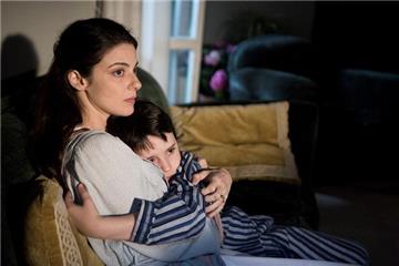 Ein Herz und eine Seele: Massimo (Nicolò Cabras) und die Mutter (Barbara Ronchi) schauen gerne Horrorfilme.