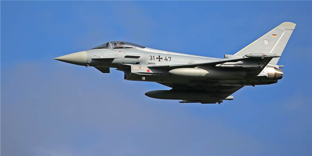 Kampfjet tief über Selm: Manöver sind richtig und wichtig Ein Kampfjet sorgte in Selm für Aufsehen.