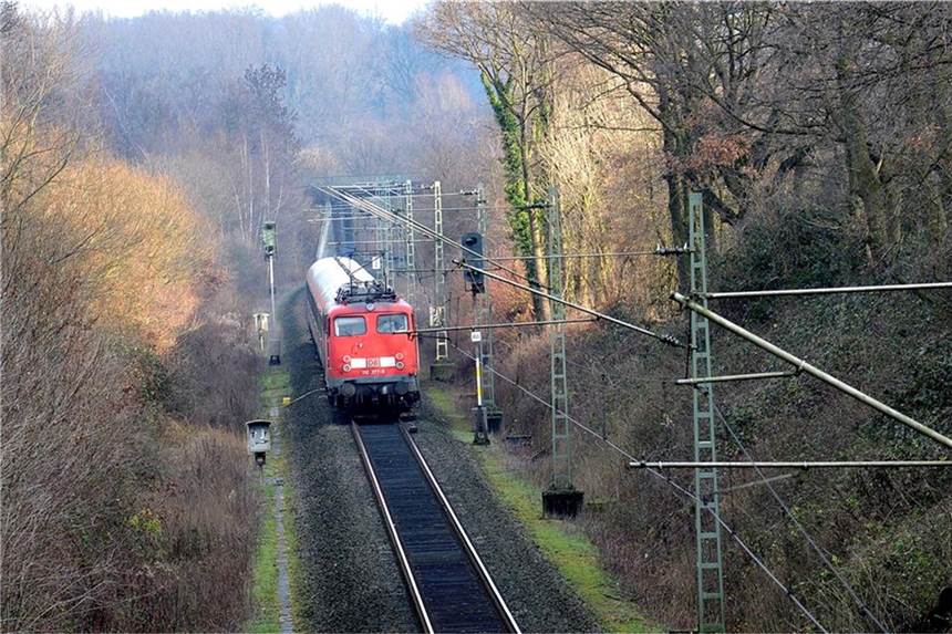Oberbürgermeister kritisieren Deutsche Bahn: „Jetzt ist Feierabend!“ Ein kompletter zweigleisiger Ausbau der Bahnstrecke Münster-Dortmund ist in weite Ferne gerückt.