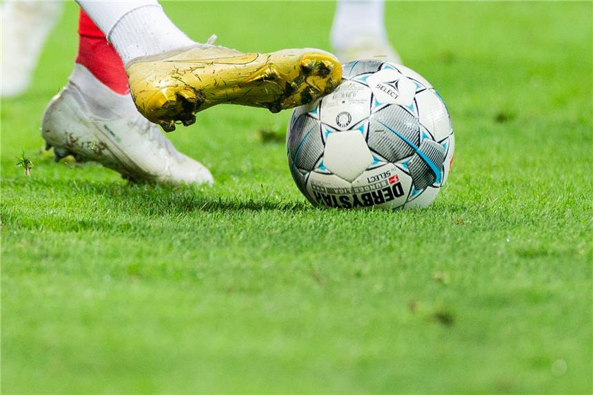 Lüner Regionalliga-Fußballer erhält keinen neuen Vertrag von seinem aktuellen Verein Ein Lüner Regionalliga-Fußballer muss sich für die kommende Saison nach einem neuen Verein umsehen.