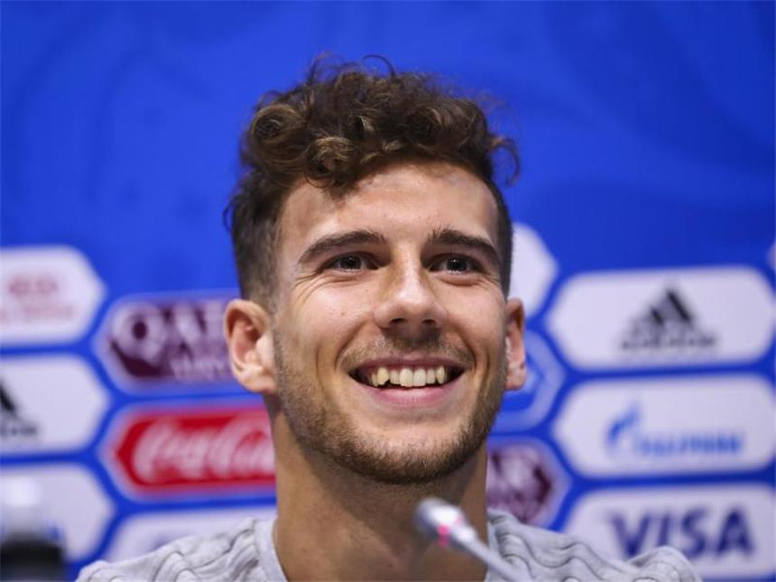 Leon Goretzkas Zukunft liegt auch Löw am Herzen Ein Mann mit großer Zukunft: Leon Goretzka.
