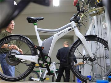 Ein modernes E-Bike in der Mifa Mitteldeutsche Fahrradwerke AG in Sangerhausen. Foto: Jens Wolf