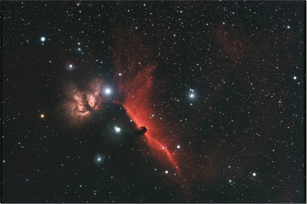 So stark strahlt das Licht der Ruhrgebietsstädte am Nachthimmel über Selm Ein Nebelkomplex im Sternbild Orion mit dem Pferdekopfnebel. Nach solchen Motiven hält Astrofotograf Wolfgang Zimmermann mit seiner Kamera am Nachthimmel Ausschau.