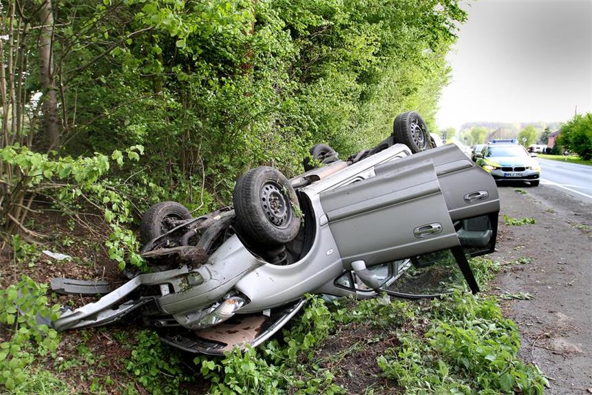 Unfall in Herbern - Fahrer hatte Alkohol im Blut Ein PKW aus Werne überschlug sich im Kreuzungsbereich B54 / Horn-Capeller Straße.