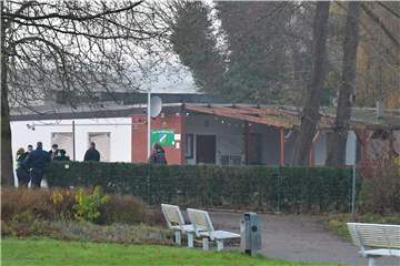 Ein Polizeieinsatz beendete am Freitag (9.12.) die Vorbereitungen für einen Heiratsantrag am Cappenberger See.