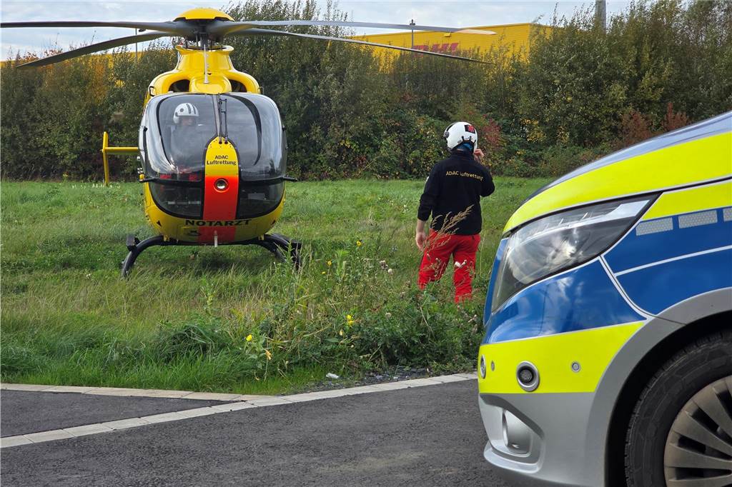Hubschraubereinsatz: Spieler der Königsborner Reserve schwer verletzt Ein Rettungshubschrauber landete in der Nähe des Königsborner Sportplatzes.