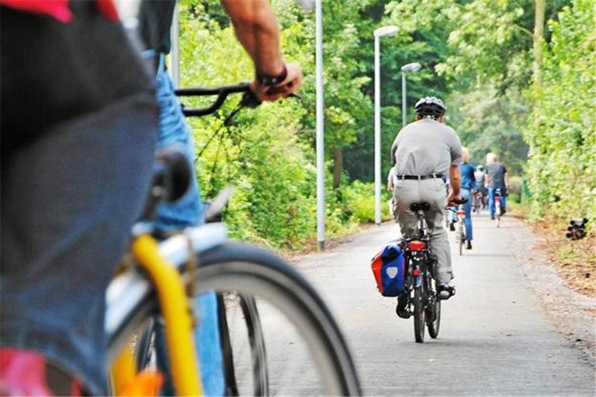 Emscher-Radweg bleibt für ein Jahr gesperrt Ein Teil des Emscher-Radweges ist für ein Jahr gesperrt. Eine Umleitung ist noch nicht eingerichtet.