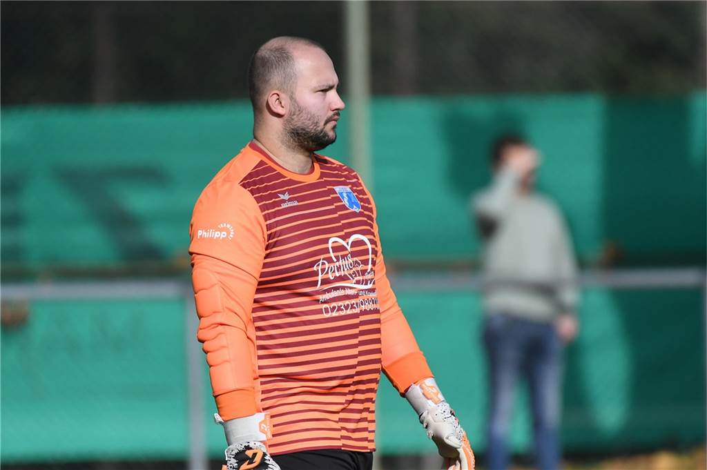 Ein Topspiel der Kreisliga B1 gewann der SV Wacker Obercastrop II (2.) deutlich mit 8:2 gegen Fortuna Herne (4.). Bereits zur Halbzeitpause stand es 7:1.