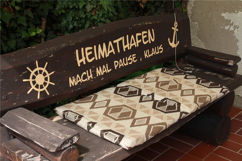 Gartenserie: Bei den Nowaks in Selm wird der Garten zum Heimathafen Ein Trostpflaster für den Abschied von der Seefahrt: Aber nicht nur auf der Bank in der Laube hat Klaus Nowak einen neuen Heimathafen gefunden.