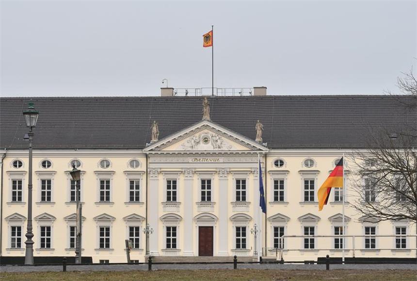 Wirbel um „sozialdemokratischen Schlossherrn“ Ein Tweet der Berliner SPD hat kurz vor der Wahl des Bundespräsidenten für Ärger gesorgt. Schloss Bellevue wird sein Dienstsitz sein.