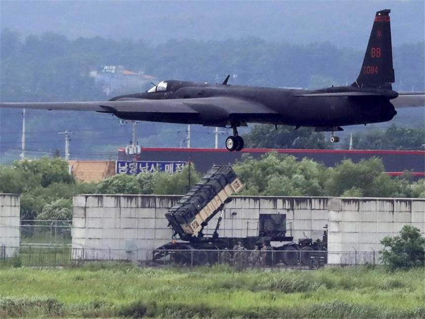 USA und Südkorea beginnen gemeinsames Militärmanöver Ein U2-Höhenaufklärungsflugzeug der US-Armee hebt während des Manövers im südkoreanischen Pyeongtaek ab. Foto: Lee Sang-Hack