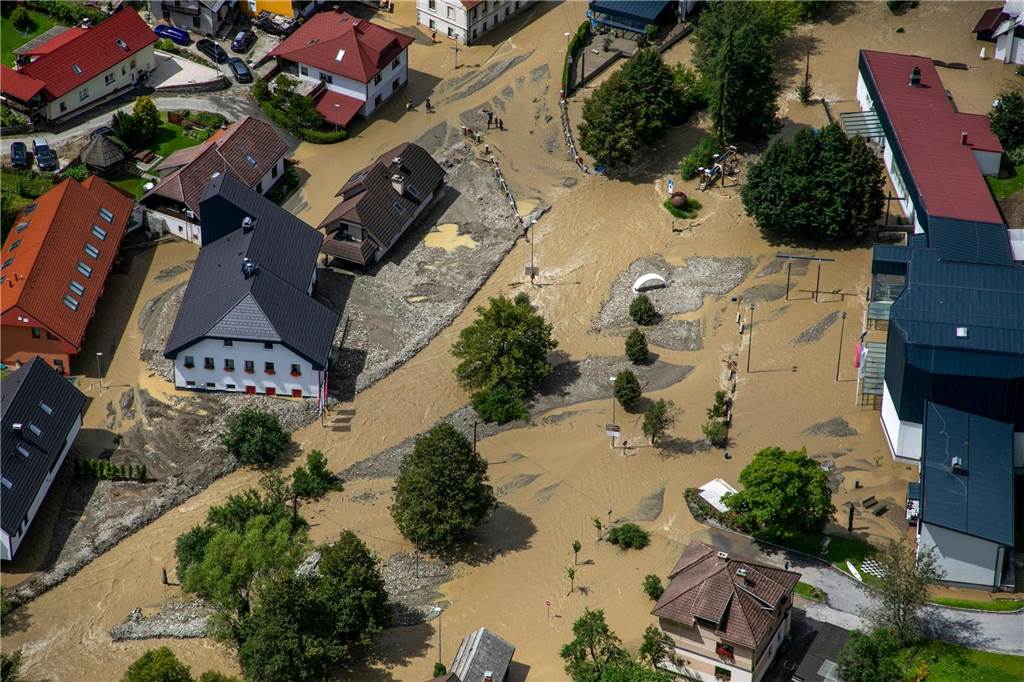 Sommer der Extreme bestätigt Klimaforscher Ein überschwemmtes Gebiet Anfang August in Slowenien.