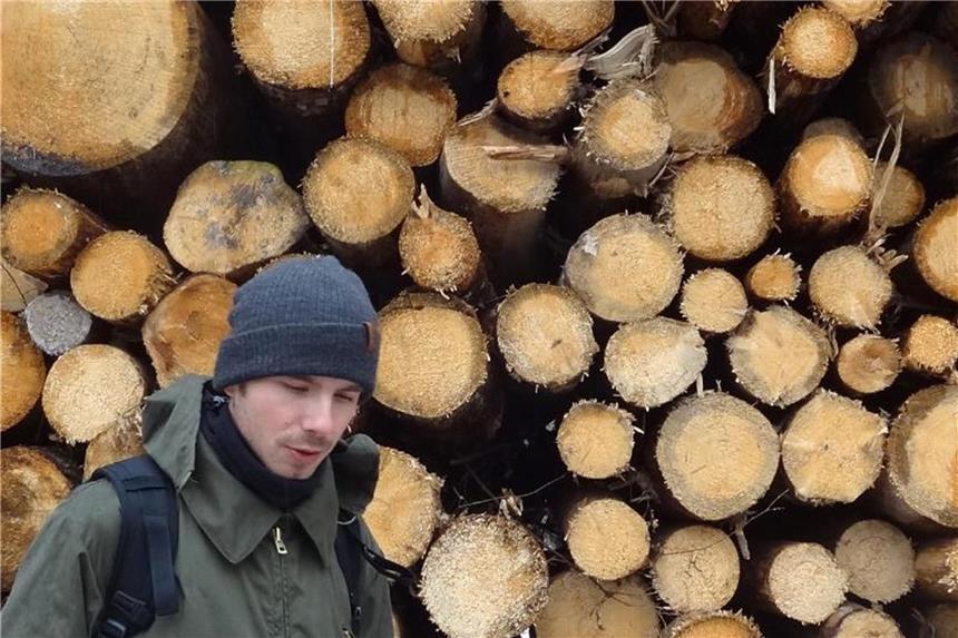 Polens Urwaldgebiet Bialowieza weiter in Gefahr Ein Umweltaktivist setzt sich für den polnischen Wald Bialowieza ein. Foto: Natalie Skrzypczak