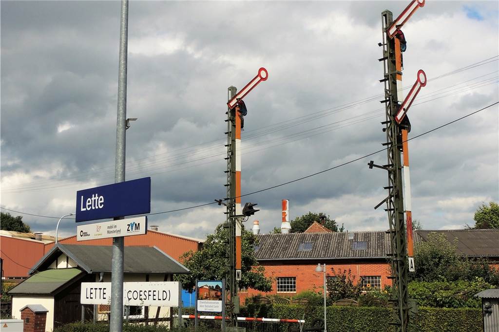„Museums-Signal“ für Bürgerbahnhof Dorsten: Bahn stellt sich quer Signalanlagen Bahnhof