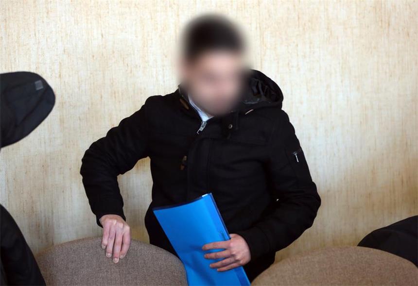 Todesopfer bei illegalen Autorennen Ein wegen fahrlässiger Tötung und Gefährdung des Straßenverkehrs Angeklagter im Kölner Raser-Prozess