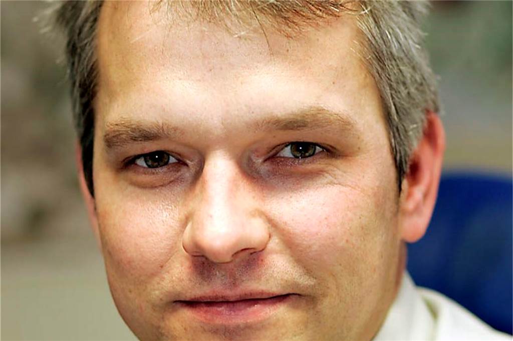 Olfens Bürgermeister Wilhelm Sendermann: Verwaltung von der Pike auf gelernt Ein wenig spitzbübisch guckt er, der Wilhelm Sendermann. Das war 2005, als er Beigeordneter der Stadt Olfen war.