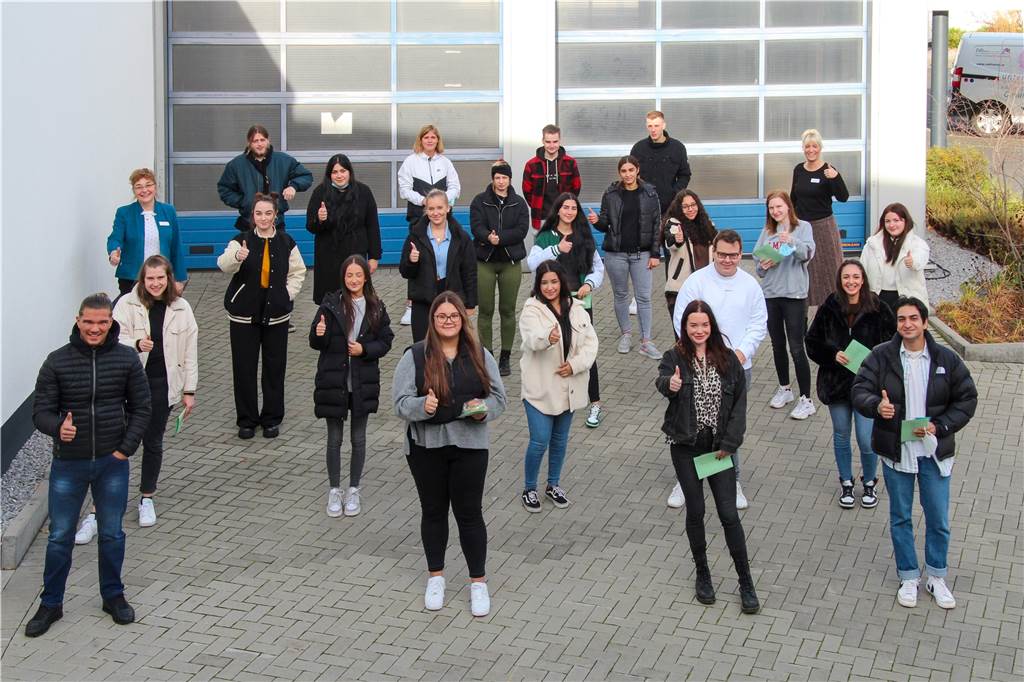 Pflegefachschule meldet starke Nachfrage: Schüler sind „Helden in Ausbildung“ Ein Zusatzkurs startete an der Zentralen Pflegefachschule der Ev. Krankenhausgemeinschaft Herne/Castrop-Rauxel.
