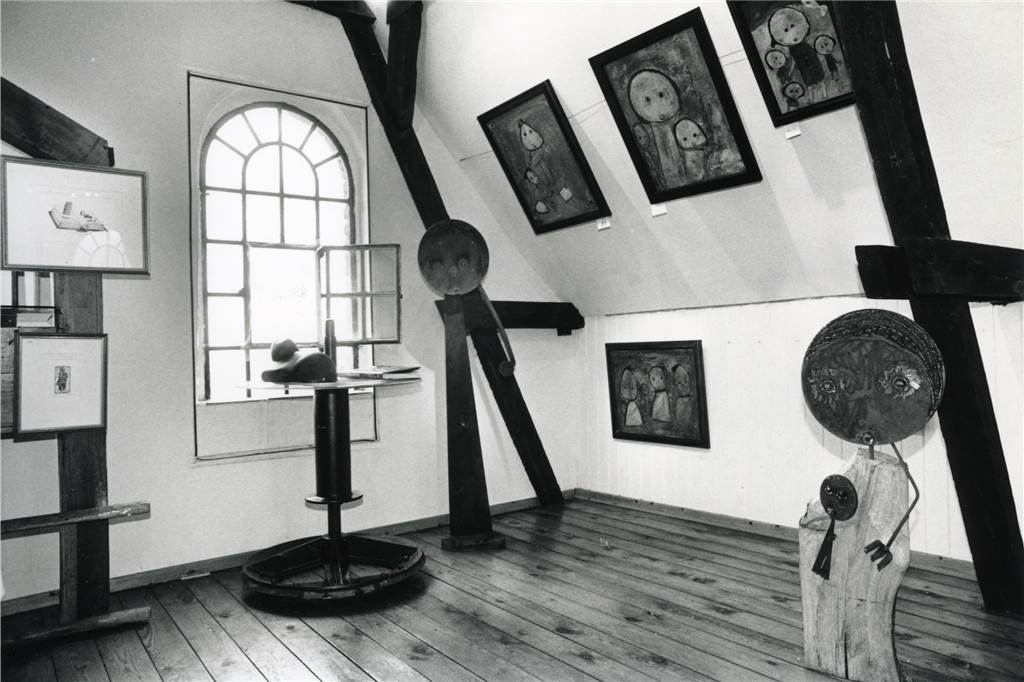 Einblicke in frühere Ausstellungen in der Galerie Anders.