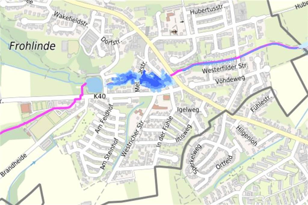 Mühlenteich tritt über die Ufer: Anwohner erheben Vorwürfe gegen EUV Eindeutig: Vom Mühlenbach / Mühlenteich in Frohlinde geht eine Gefahr für die umliegenden Häuser für Hochwasser aus. Hier sieht man die genaue Gefahrenzone.