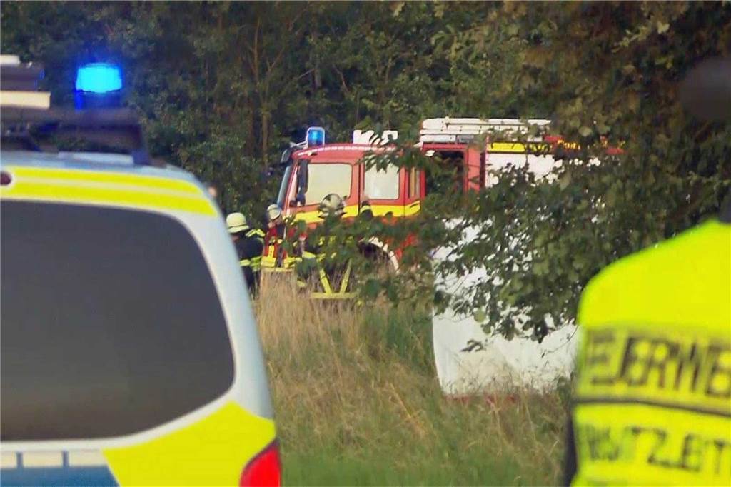Eindrücke der Unfallstelle im Kreuz Dortmund/Unna von A44 und A1.
