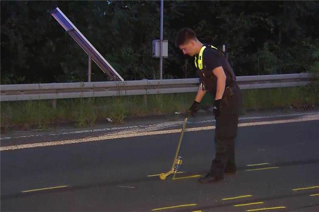 Eindrücke der Unfallstelle im Kreuz Dortmund/Unna von A44 und A1.