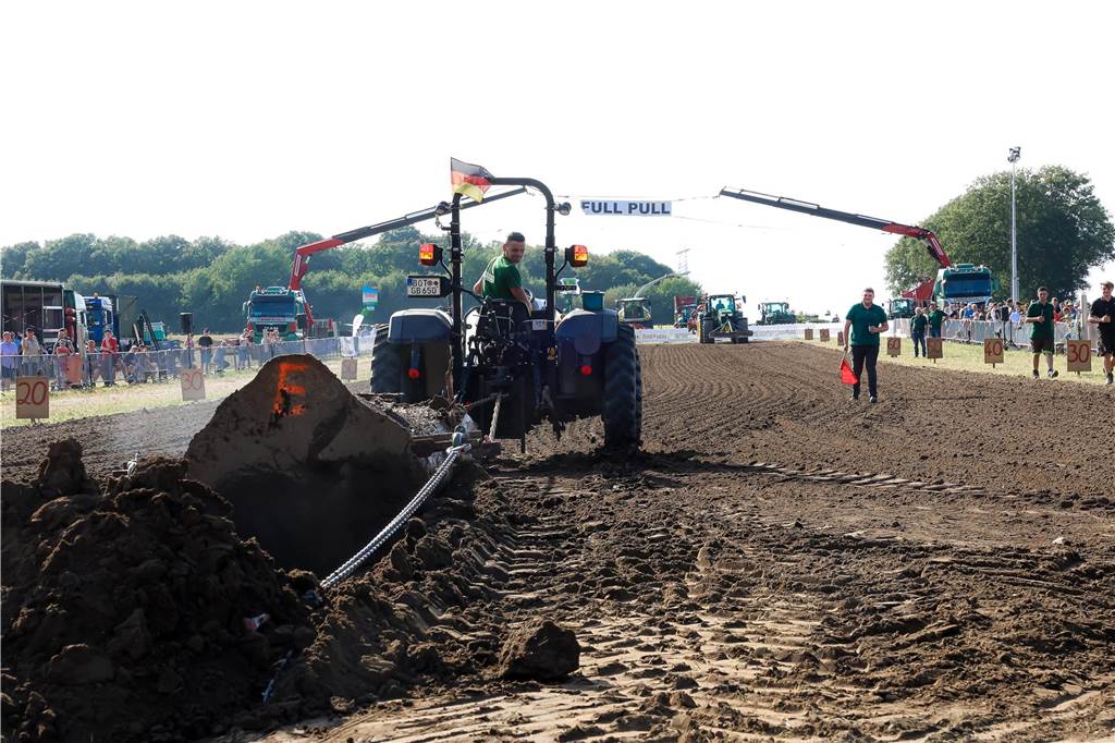 Eindrücke in Bildern durch die Veranstaltung "Trek de Bomstamm"