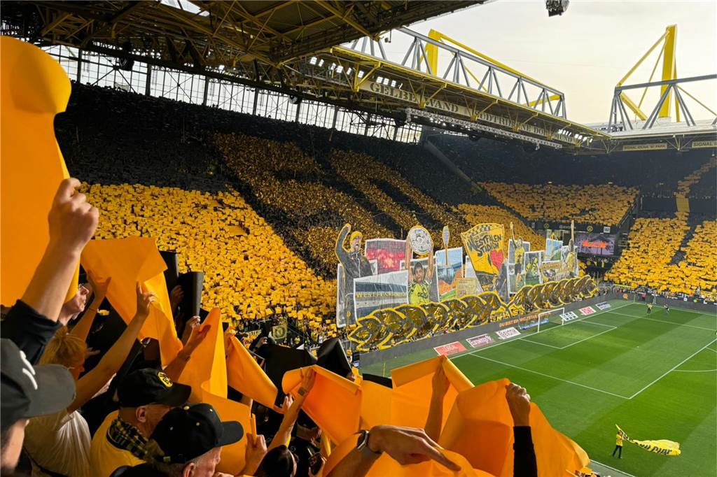 Choreografie auf der Südtribüne