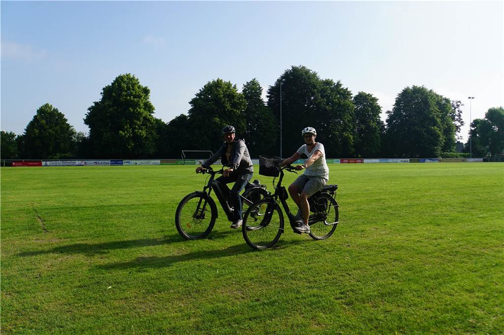 Eindrücke vom den Starts der Radtouristikfahrt in Herbern